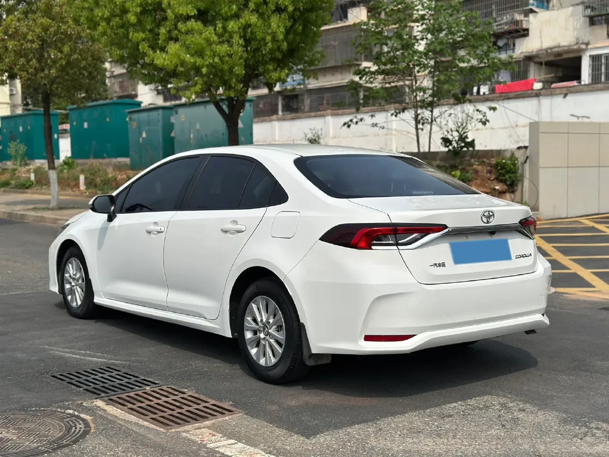 2021 Toyota Corolla 1.2T 116HP L4 CVT,autocango,china used car exporter,china ev exporter,chinese used car exporter,chinese used ev exporter