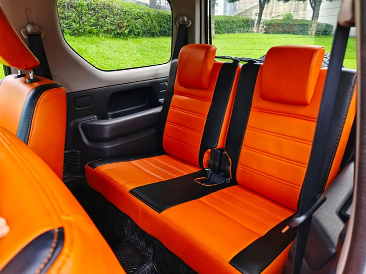 2015 Suzuki Jimny 1.3L 85HP L4 4AT,autocango,china used car exporter,china ev exporter,chinese used car exporter,chinese used ev exporter