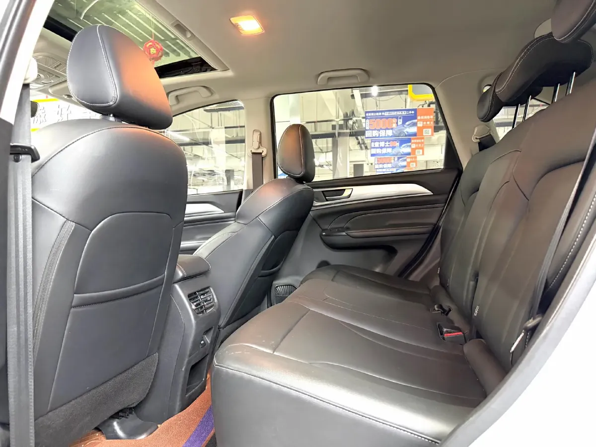 2023 Haval M6 1.5T 150HP L4 7DCT,autocango,china used car exporter,china ev exporter,chinese used car exporter,chinese used ev exporter