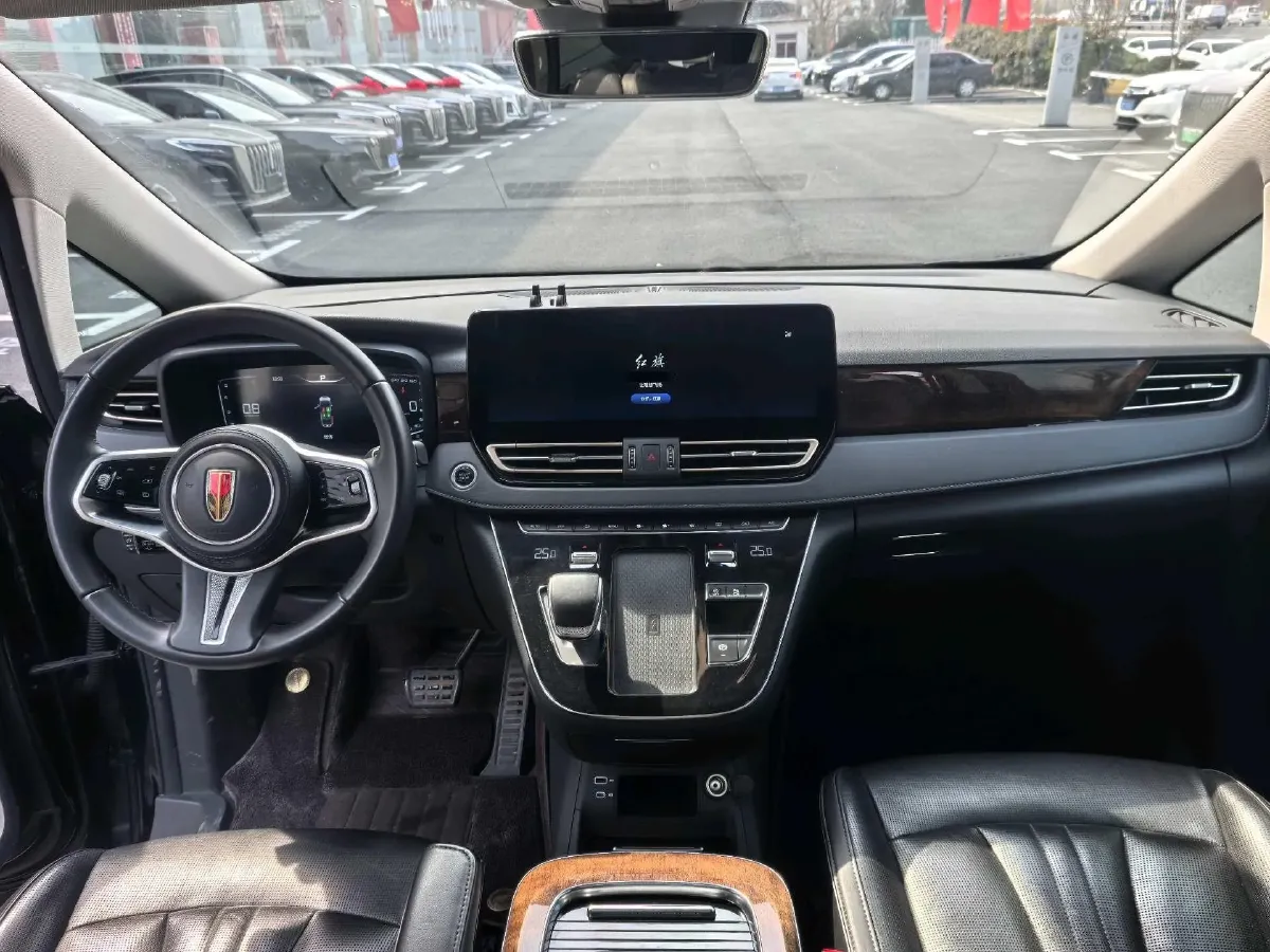 2023 HongQi HQ9 2.0T 252HP L4 8AT,autocango,china used car exporter,china ev exporter,chinese used car exporter,chinese used ev exporter