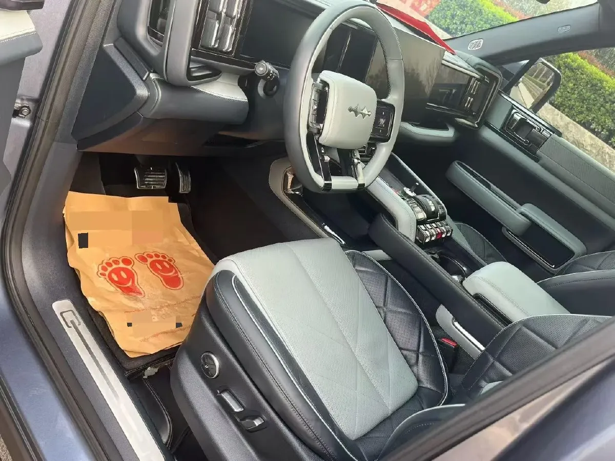 2023 Toyota Crown Kluger 2.5L 189HP L4 E-CVT Hybrid,autocango,china used car exporter,china ev exporter,chinese used car exporter,chinese used ev exporter