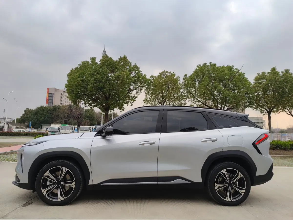 2025 Geely Galaxy L7 1.5L 112HP L4 1DHT PHEV 18.4KWH,autocango,china used car exporter,china ev exporter,chinese used car exporter,chinese used ev exporter