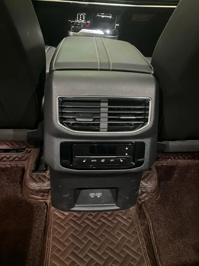 2021 Volkswagen Talagon 2.0T 220HP L4 7DCT,autocango,china used car exporter,china ev exporter,chinese used car exporter,chinese used ev exporter