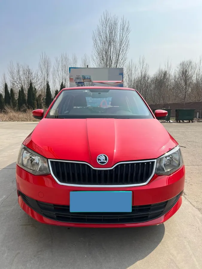 2017 Skoda Fabia 1.4L 90HP L4 6AT,autocango,china used car exporter,china ev exporter,chinese used car exporter,chinese used ev exporter