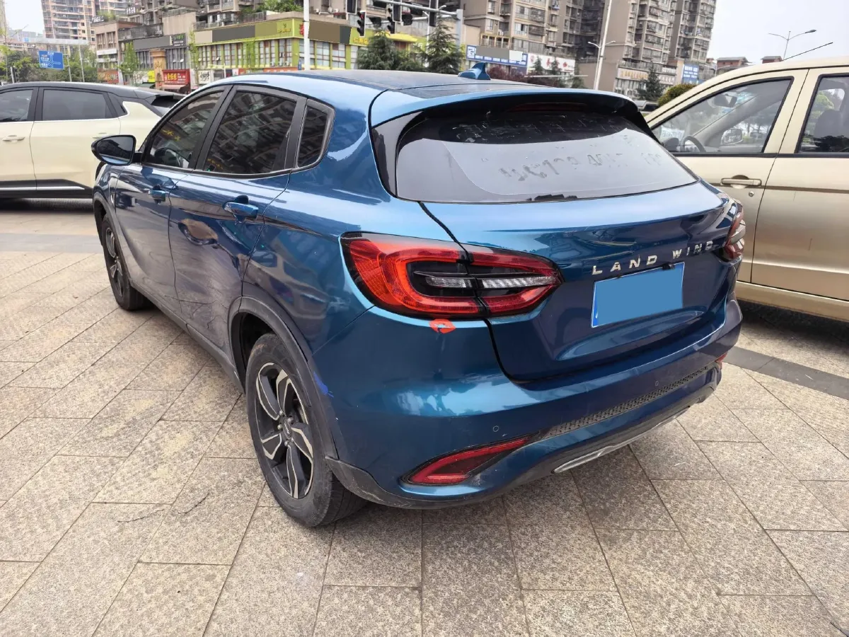 2018 DongFeng Forthing Joyear X5 1.6L 122HP L4 5MT,autocango,china used car exporter,china ev exporter,chinese used car exporter,chinese used ev exporter