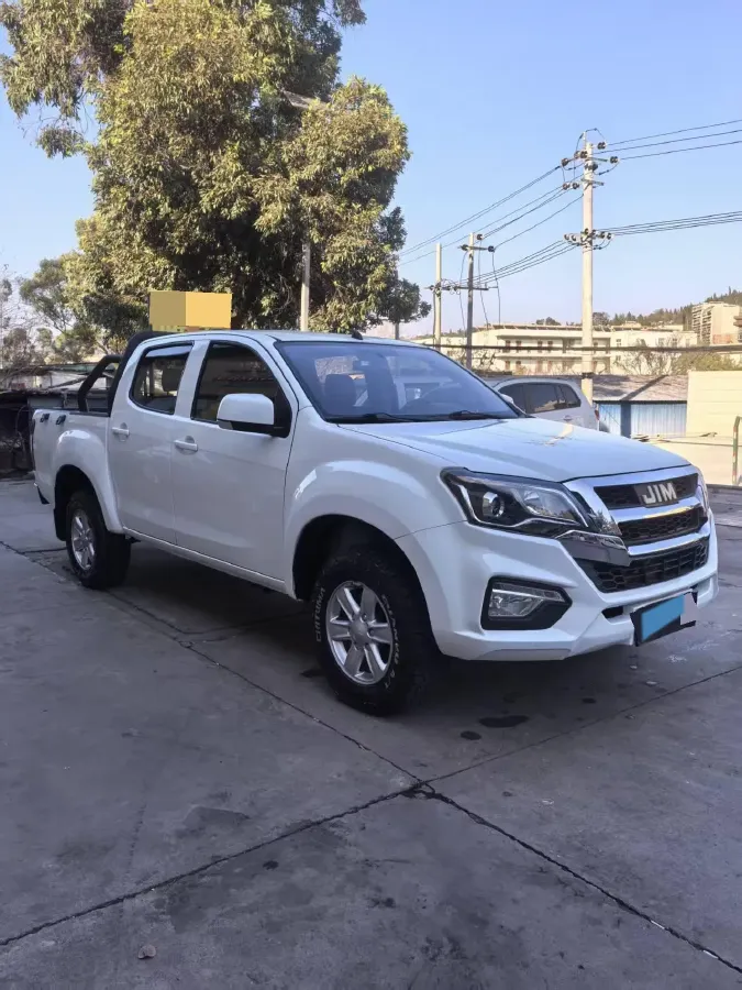2022 Isuzu RE-MAX Jim 2.8T 120HP L4 5MT,autocango,china used car exporter,china ev exporter,chinese used car exporter,chinese used ev exporter
