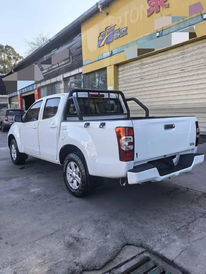 2022 Isuzu RE-MAX Jim 2.8T 120HP L4 5MT,autocango,china used car exporter,china ev exporter,chinese used car exporter,chinese used ev exporter