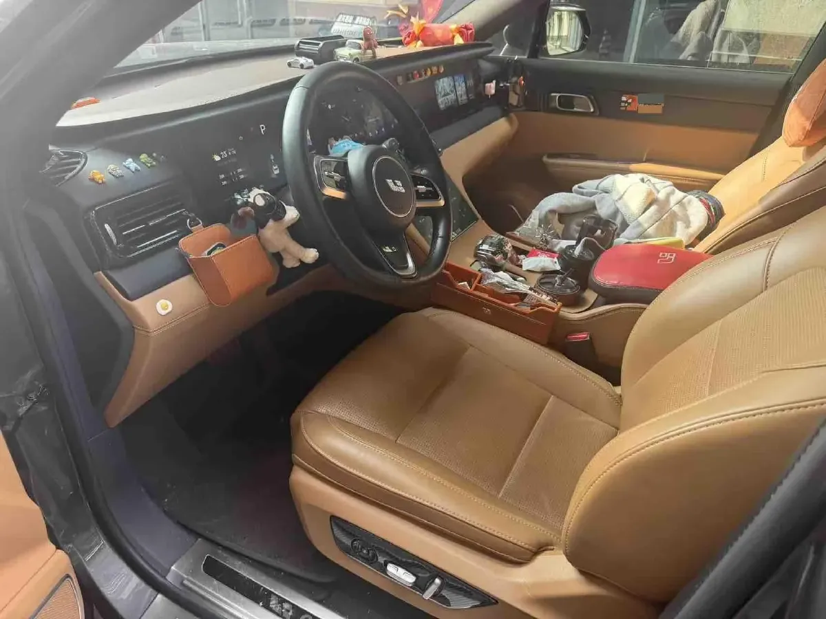 2021 Li ONE Range Extended 131HP REEV 40.5KWH,autocango,china used car exporter,china ev exporter,chinese used car exporter,chinese used ev exporter