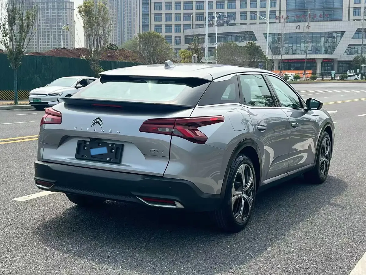2021 Citroen C5 X 1.6T 175HP L4 8AT,autocango,china used car exporter,china ev exporter,chinese used car exporter,chinese used ev exporter