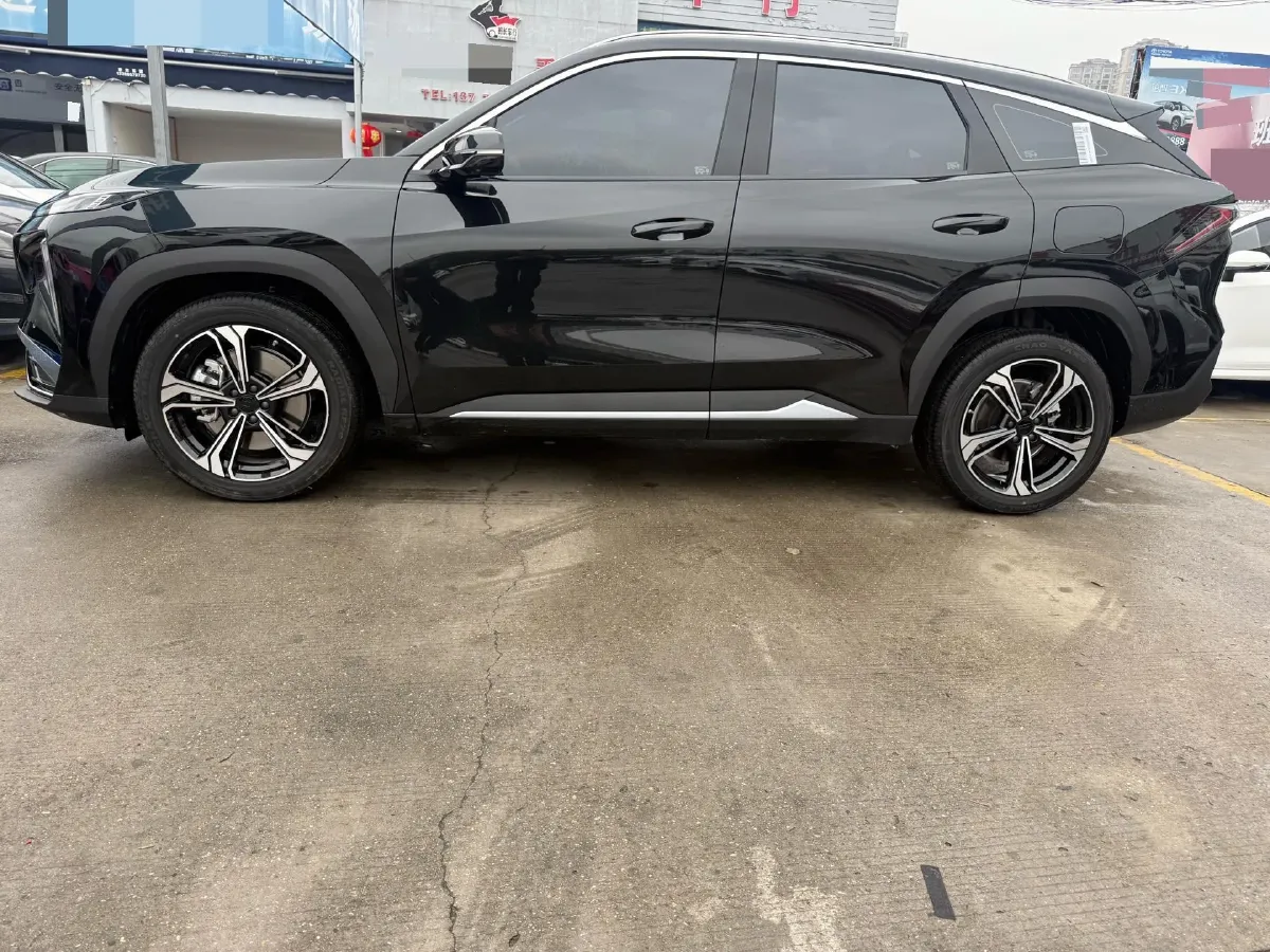 2025 Geely Galaxy L7 1.5L 112HP L4 1DHT PHEV 18.4KWH,autocango,china used car exporter,china ev exporter,chinese used car exporter,chinese used ev exporter
