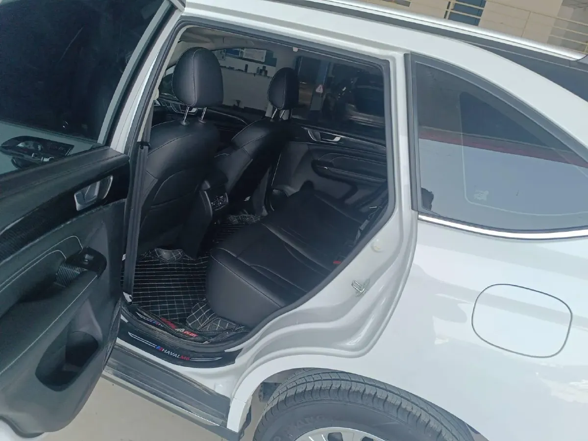 2022 Haval H6 1.5T 184HP L4 7DCT,autocango,china used car exporter,china ev exporter,chinese used car exporter,chinese used ev exporter