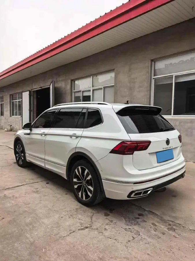 2023 Volkswagen Tiguan L 1.5T 160HP L4 7DCT,autocango,china used car exporter,china ev exporter,chinese used car exporter,chinese used ev exporter