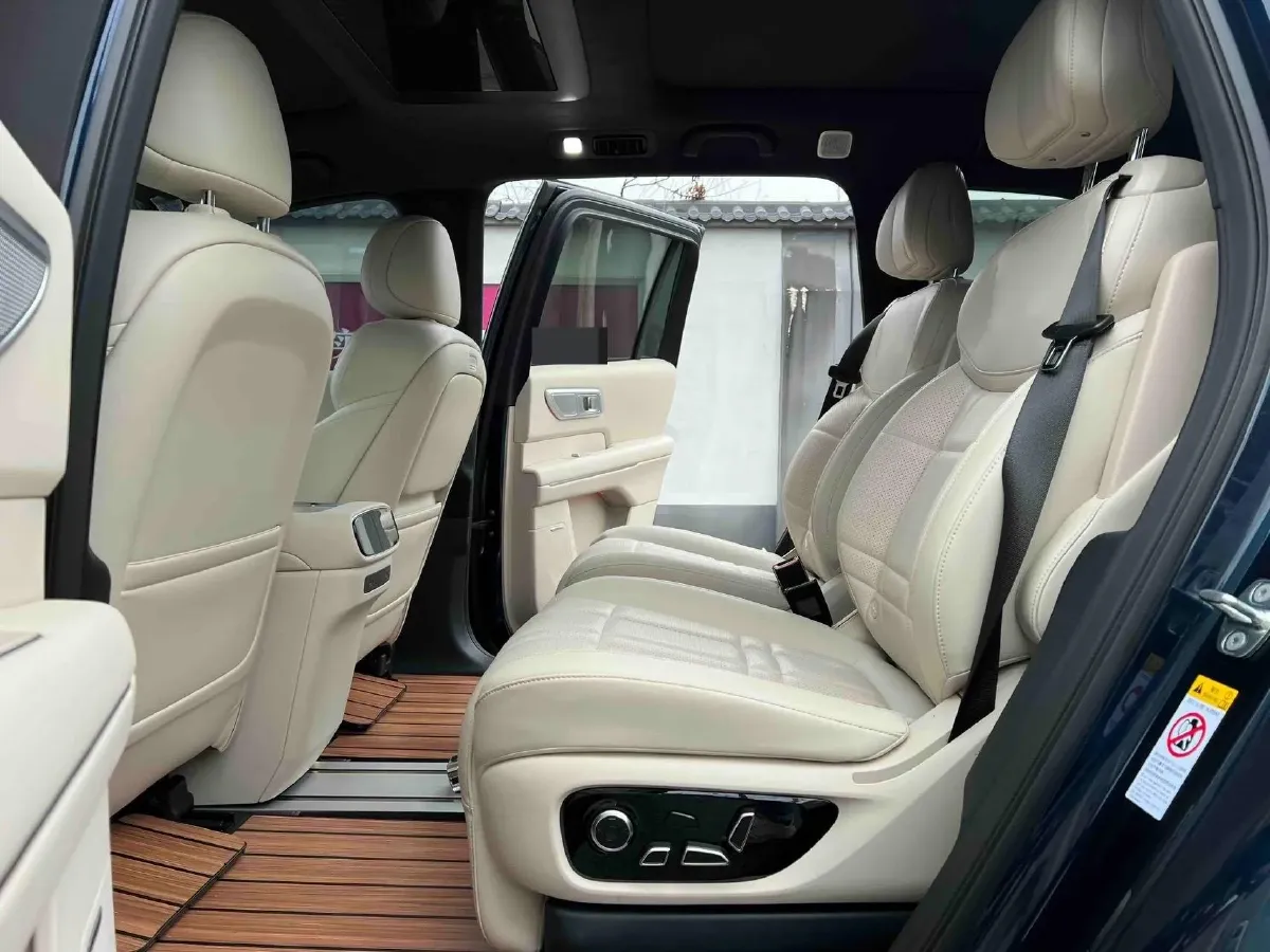 2025 Deepal S09 REEV 150HP REEV,autocango,china used car exporter,china ev exporter,chinese used car exporter,chinese used ev exporter