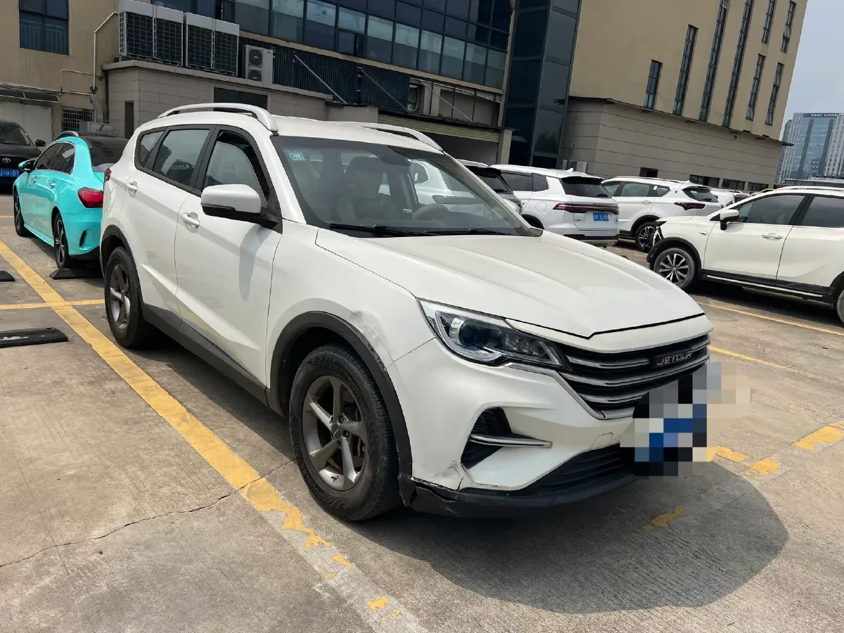 2020 Jetour X70M 1.5T 156HP L4 6MT,autocango,china used car exporter,china ev exporter,chinese used car exporter,chinese used ev exporter