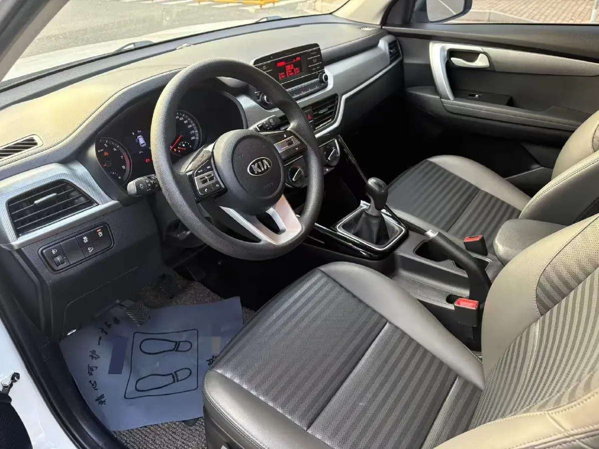 2018 Kia Sportage R 2.0L 160HP L4 6MT,autocango,china used car exporter,china ev exporter,chinese used car exporter,chinese used ev exporter