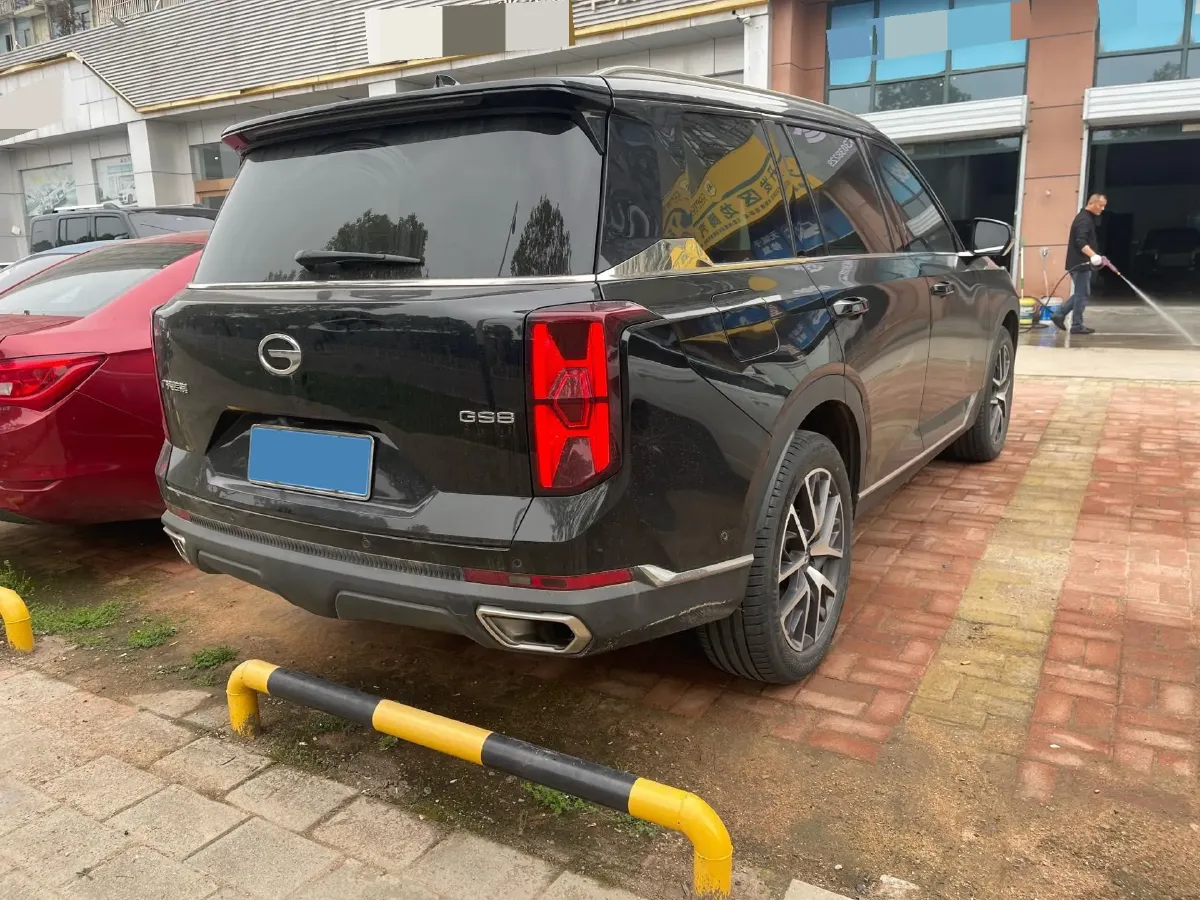 2022 GAC Trumpchi GS8 2.0T 252HP L4 8AT,autocango,china used car exporter,china ev exporter,chinese used car exporter,chinese used ev exporter