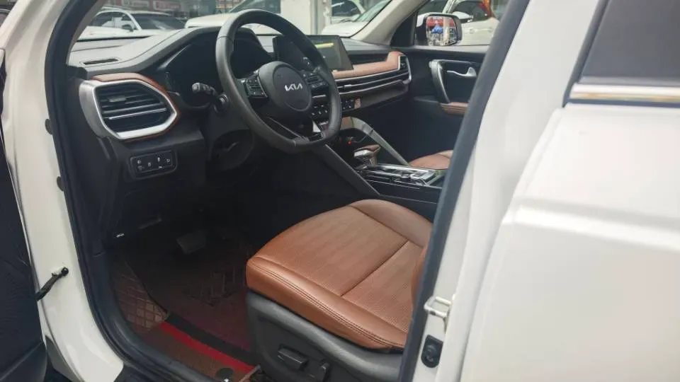 2021 Kia Sportage R 2.0L 161HP L4 6AT,autocango,china used car exporter,china ev exporter,chinese used car exporter,chinese used ev exporter