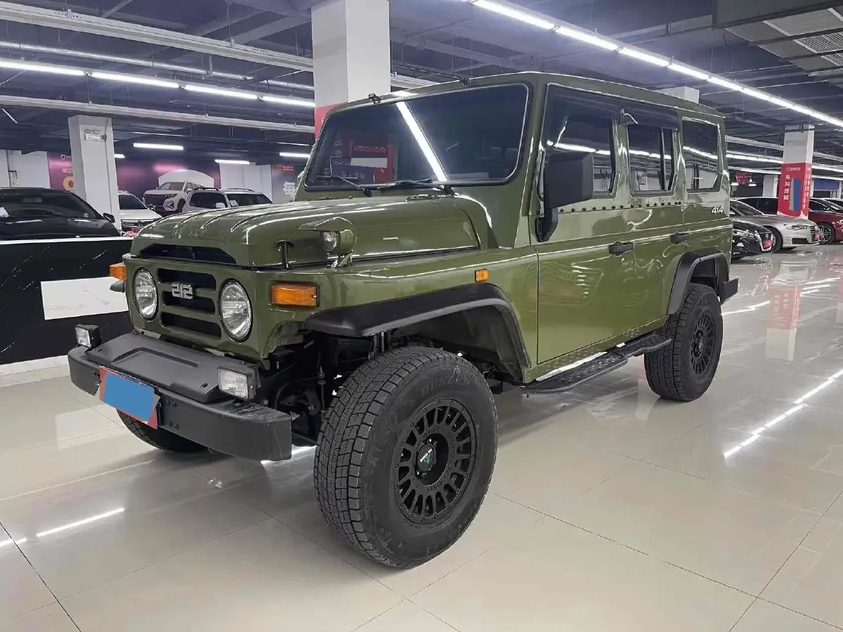 2023 BAW 212 2.4T 211HP L4 6MT,autocango,china used car exporter,china ev exporter,chinese used car exporter,chinese used ev exporter