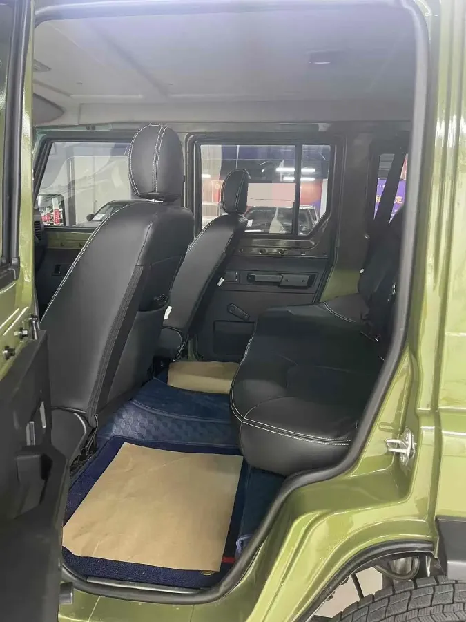 2023 BAW 212 2.4T 211HP L4 6MT,autocango,china used car exporter,china ev exporter,chinese used car exporter,chinese used ev exporter