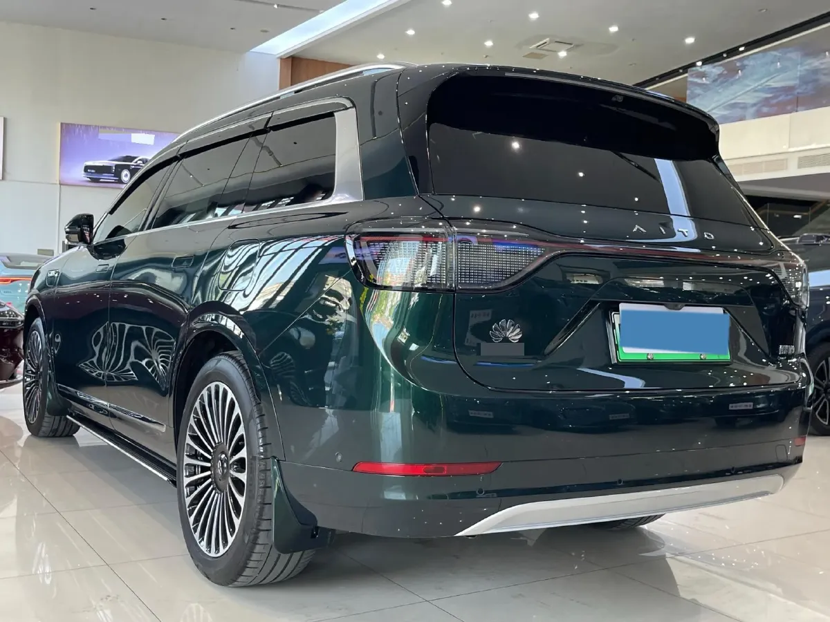 2024 AITO AITO M9 1.5T 152HP L4 REEV 42KWH,autocango,china used car exporter,china ev exporter,chinese used car exporter,chinese used ev exporter