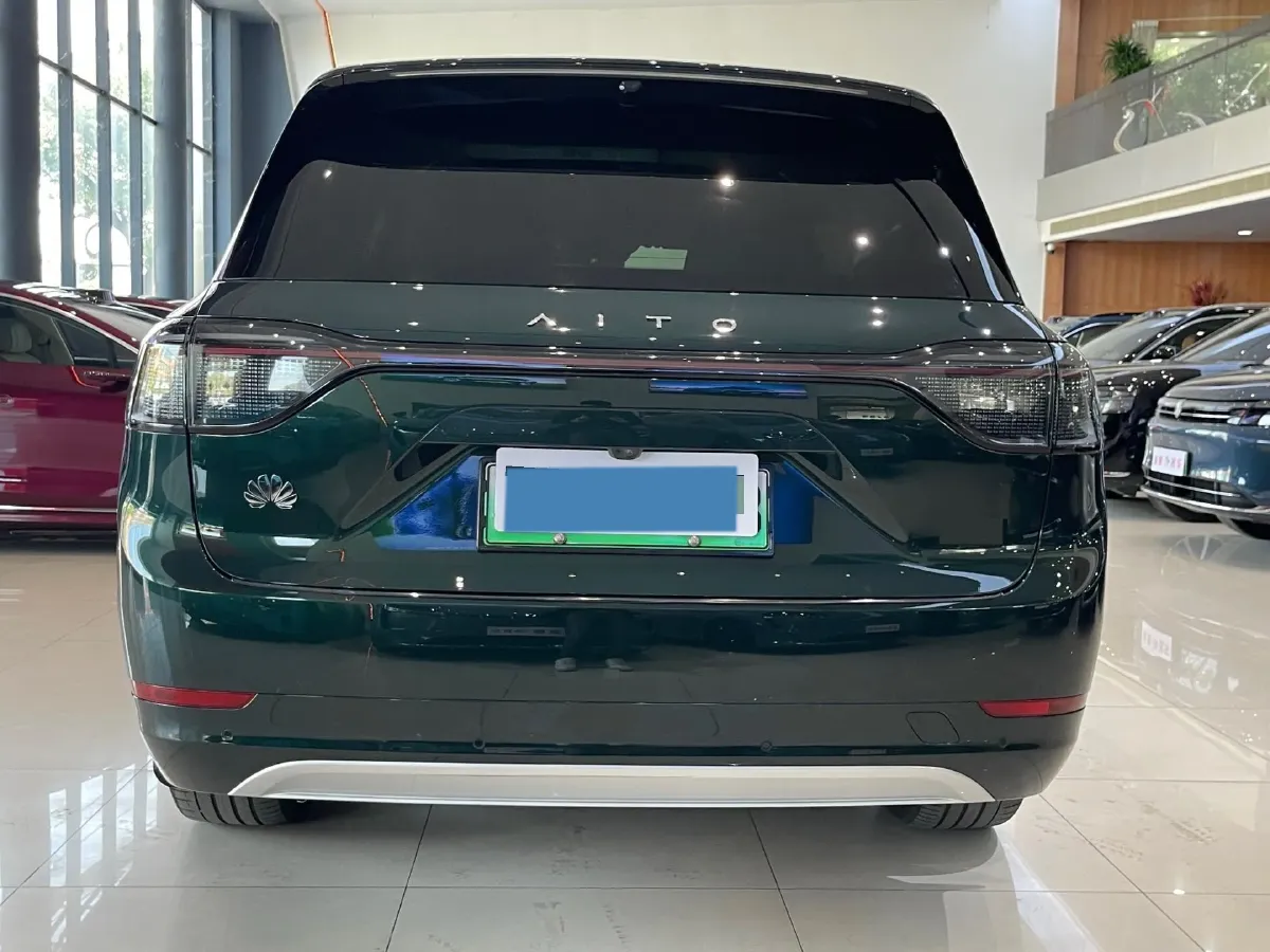 2024 AITO AITO M9 1.5T 152HP L4 REEV 42KWH,autocango,china used car exporter,china ev exporter,chinese used car exporter,chinese used ev exporter