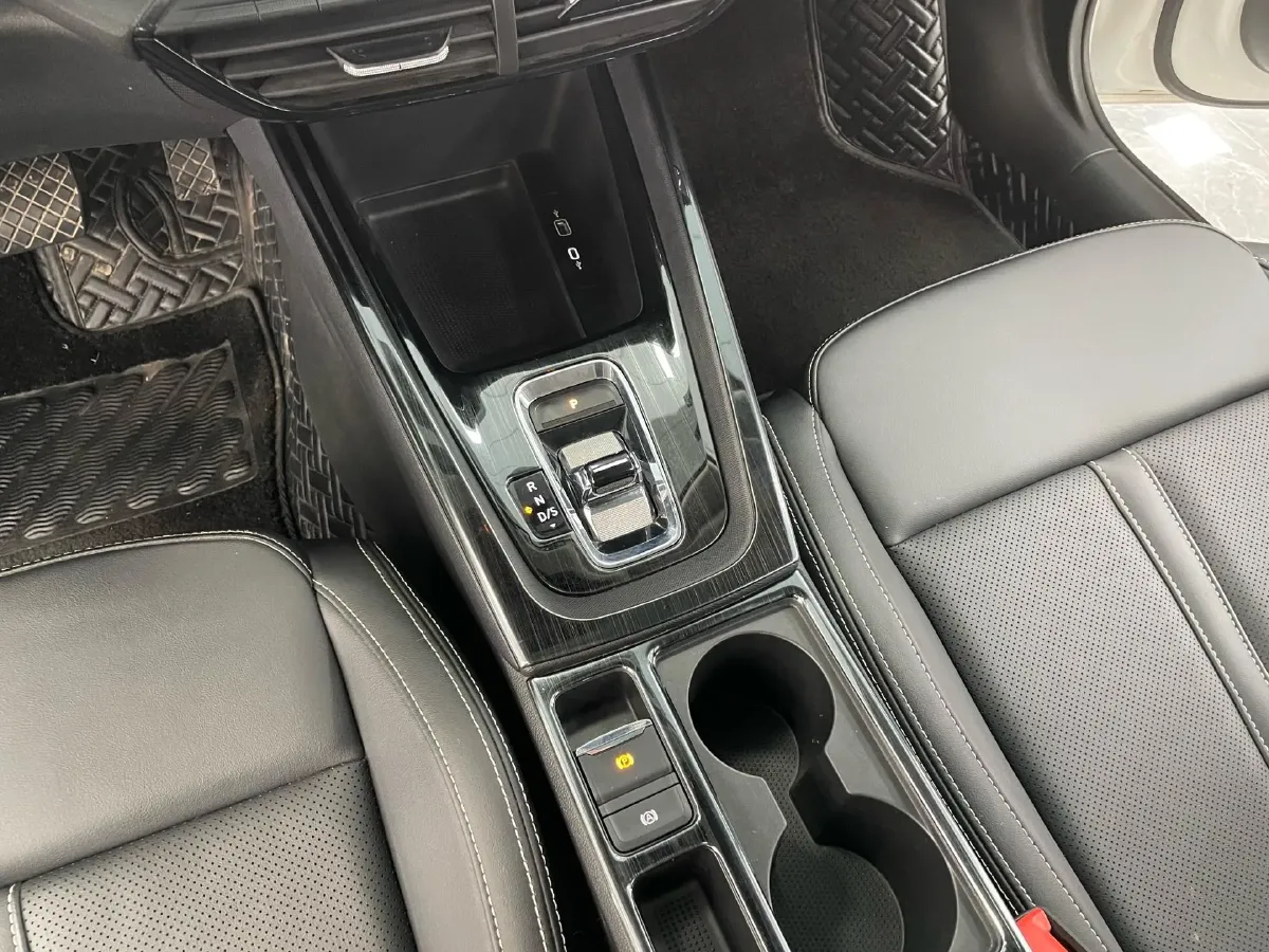 2021 Skoda Octavia 1.4T 150HP L4 7DCT,autocango,china used car exporter,china ev exporter,chinese used car exporter,chinese used ev exporter