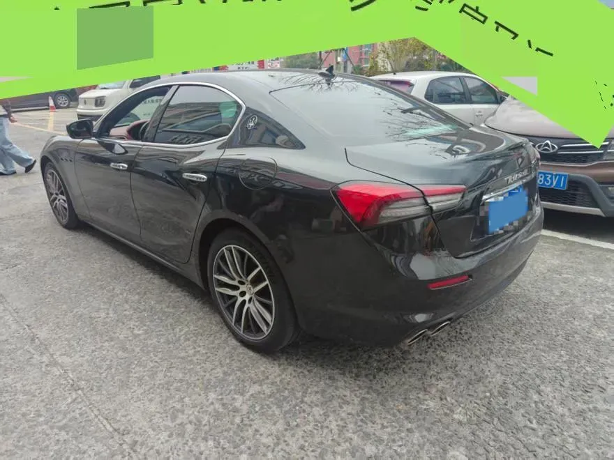 2021 Maserati Ghibli 2.0T 330HP L4 8AT,autocango,china used car exporter,china ev exporter,chinese used car exporter,chinese used ev exporter