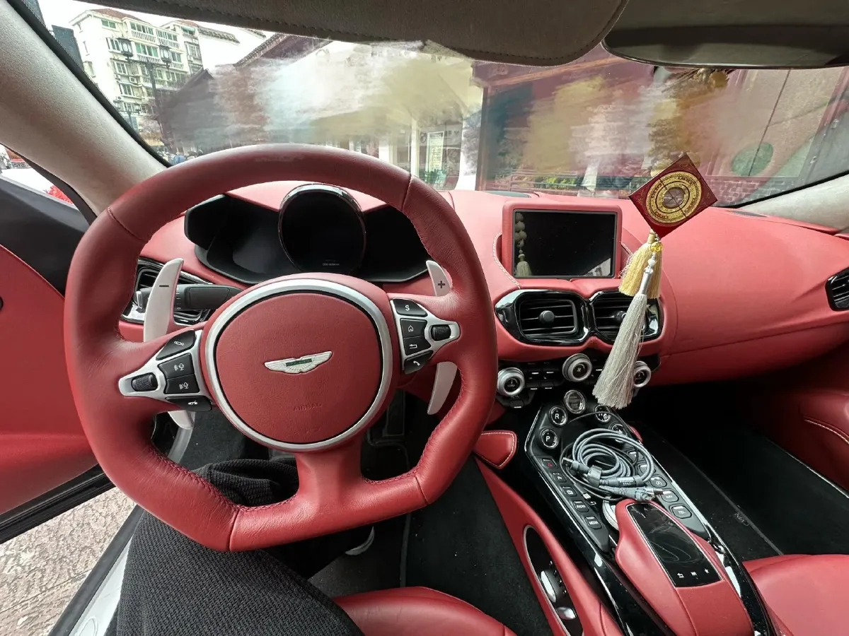 2020 Aston Martin V8 Vantage 4.0T 510HP V8 8AT,autocango,china used car exporter,china ev exporter,chinese used car exporter,chinese used ev exporter