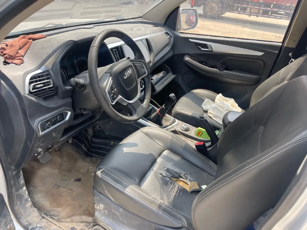 2018 Isuzu RE-MAX Jim 2.8T 116HP L4 5MT,autocango,china used car exporter,china ev exporter,chinese used car exporter,chinese used ev exporter