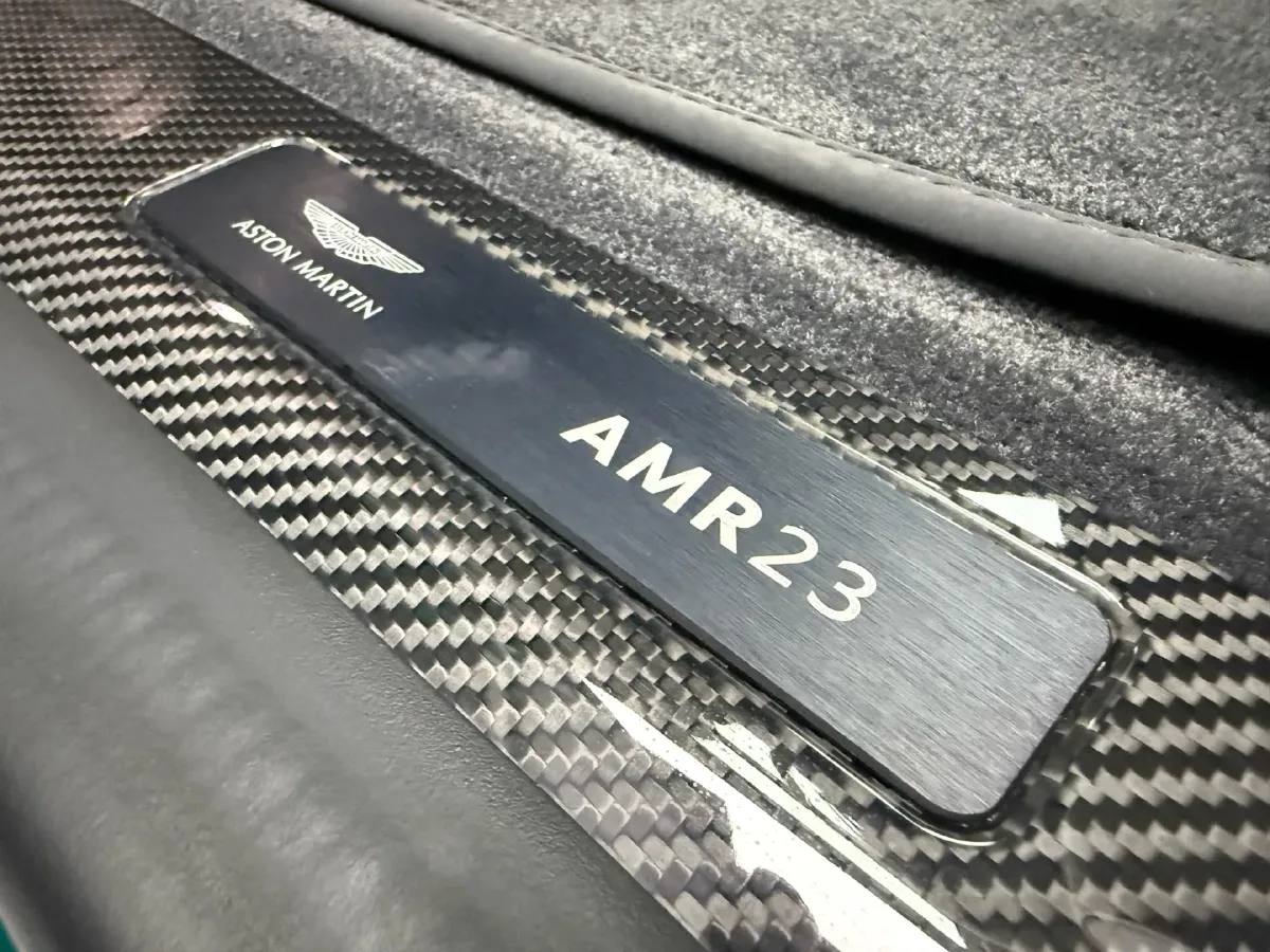 2024 Aston Martin DBX 4.0T 707HP V8 9AT,autocango,china used car exporter,china ev exporter,chinese used car exporter,chinese used ev exporter