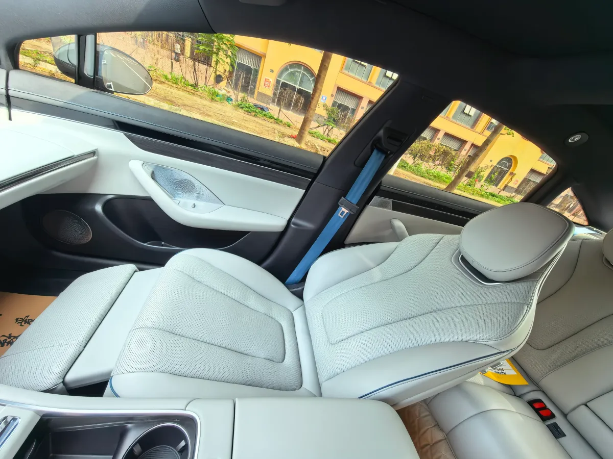 2024 Luxeed S7 BEV 82KWH,autocango,china used car exporter,china ev exporter,chinese used car exporter,chinese used ev exporter