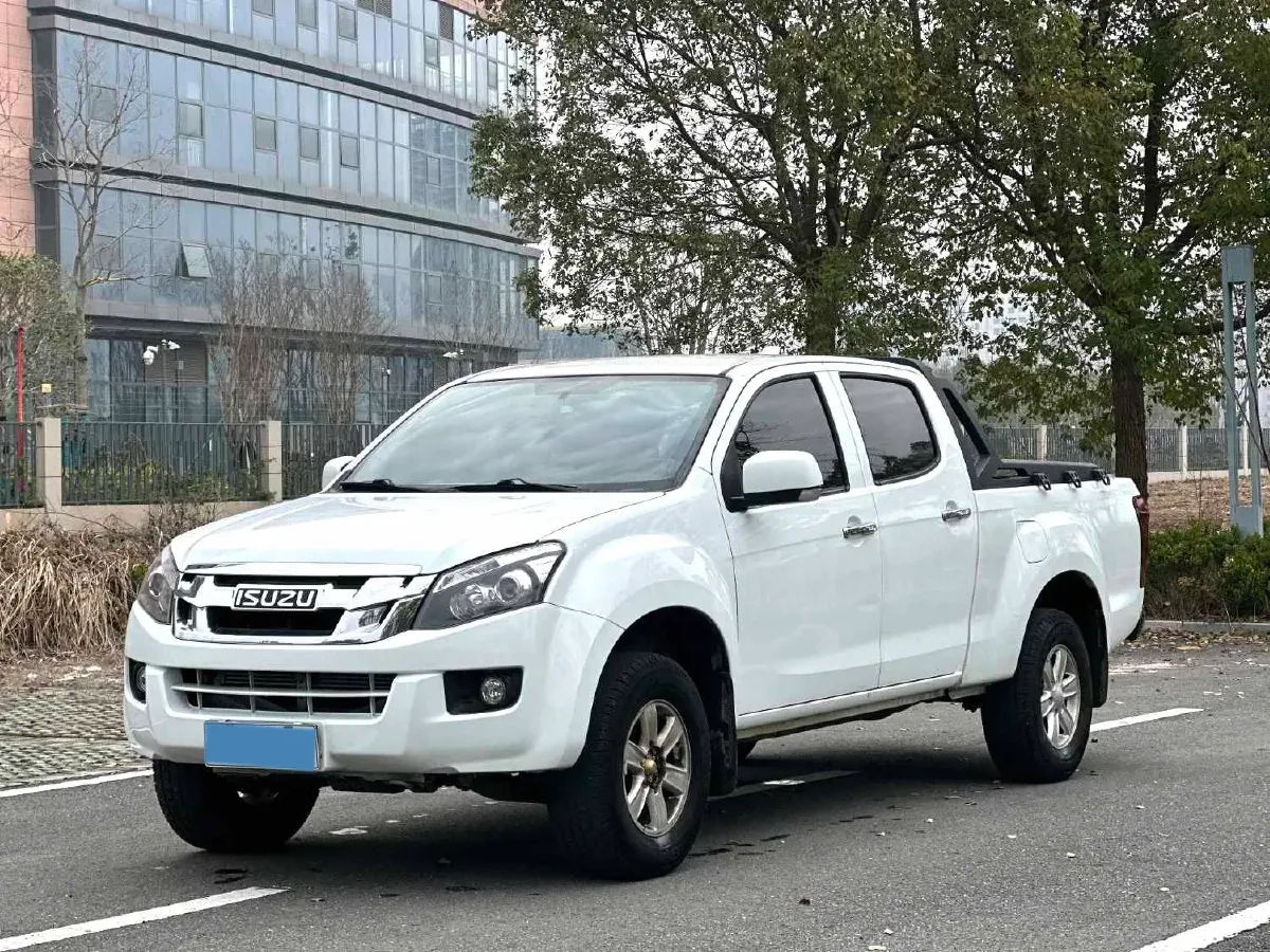 2023 Isuzu LingTuo 2.5T 150HP L4 8AT,autocango,china used car exporter,china ev exporter,chinese used car exporter,chinese used ev exporter
