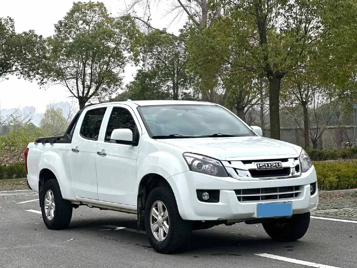 2023 Isuzu LingTuo 2.5T 150HP L4 8AT,autocango,china used car exporter,china ev exporter,chinese used car exporter,chinese used ev exporter