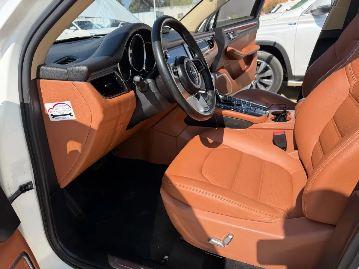 2017 Zotye SR9 2.0T 190HP L4 6DCT,autocango,china used car exporter,china ev exporter,chinese used car exporter,chinese used ev exporter