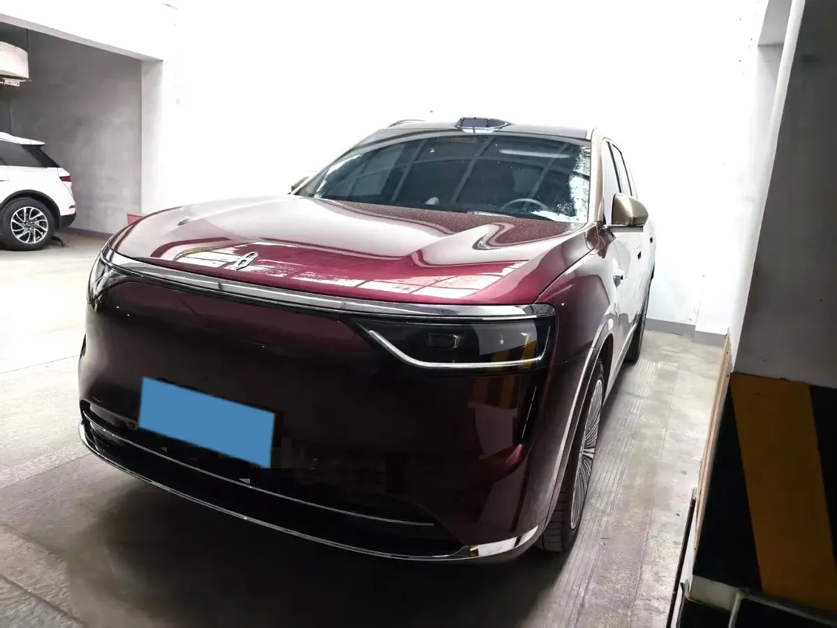 2025 AITO AITO M8 REEV 160HP REEV 53.4KWH,autocango,china used car exporter,china ev exporter,chinese used car exporter,chinese used ev exporter