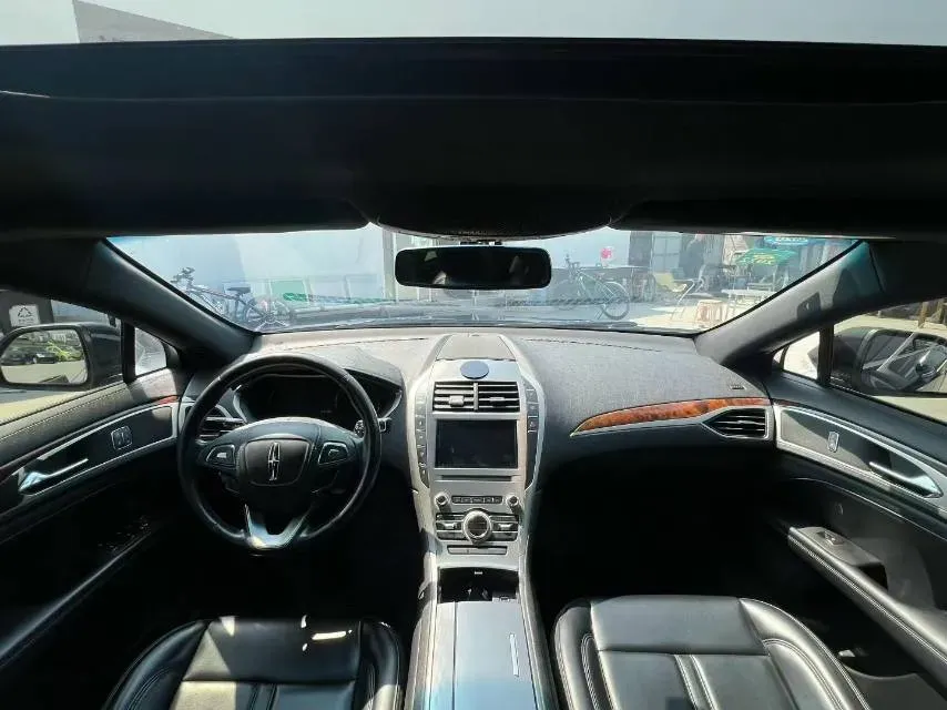 2019 BMW X2 1.5T 140HP L3 7DCT,autocango,china used car exporter,china ev exporter,chinese used car exporter,chinese used ev exporter