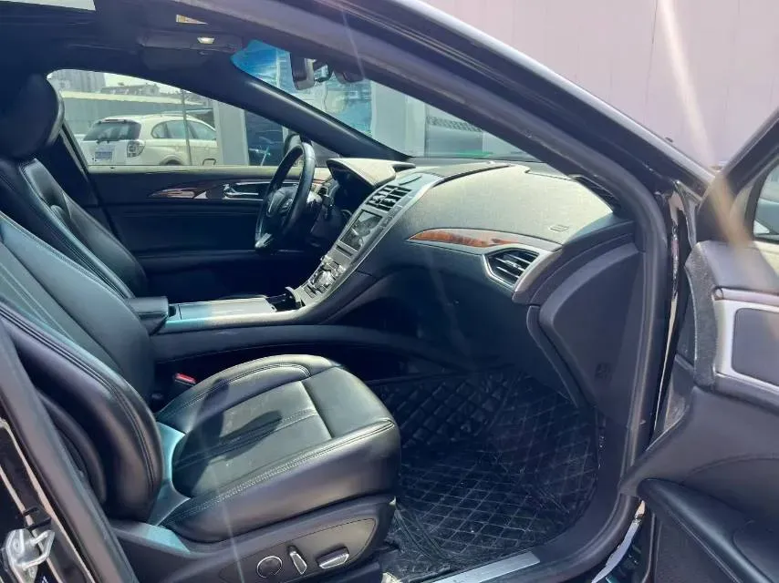 2019 BMW X2 1.5T 140HP L3 7DCT,autocango,china used car exporter,china ev exporter,chinese used car exporter,chinese used ev exporter