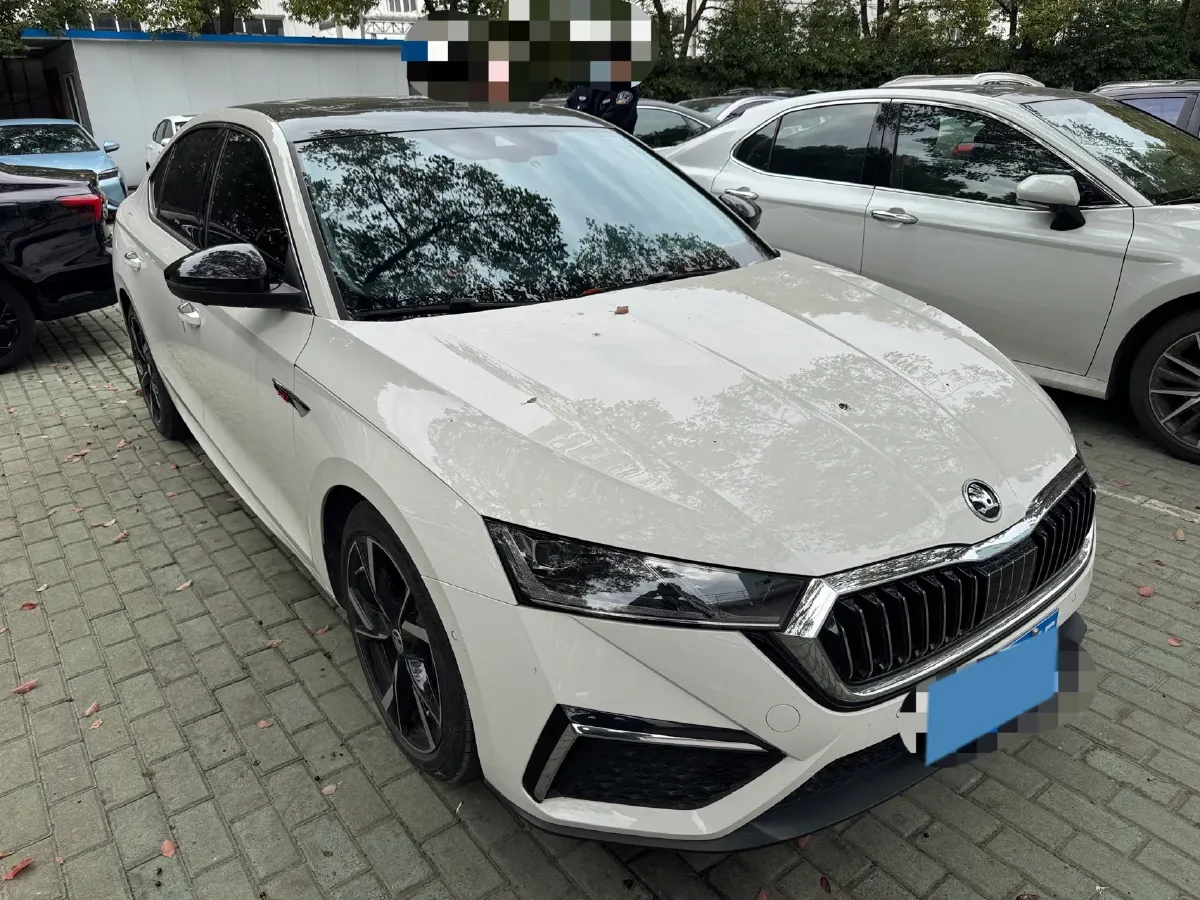 2021 Skoda Octavia 1.4T 150HP L4 7DCT,autocango,china used car exporter,china ev exporter,chinese used car exporter,chinese used ev exporter