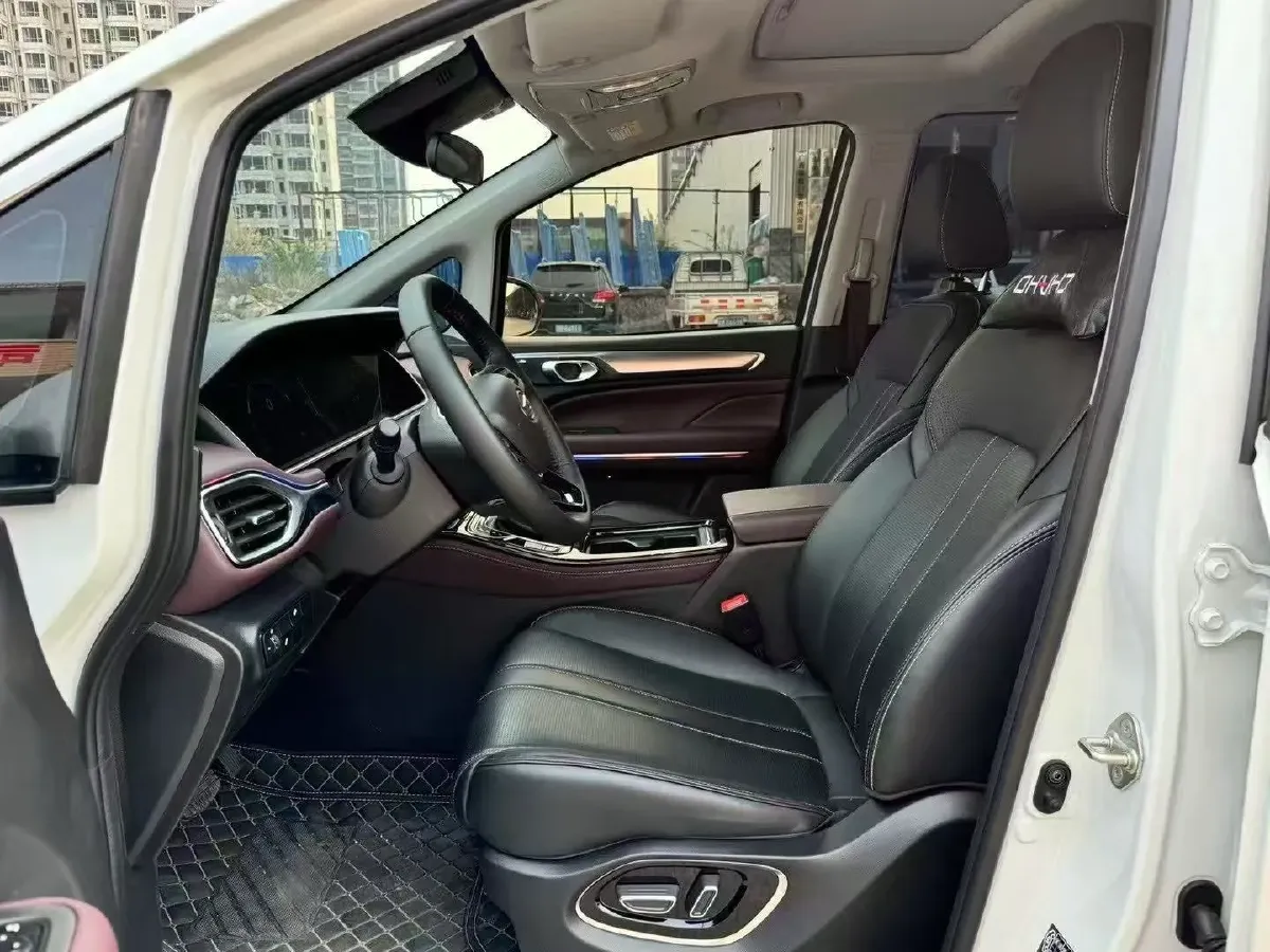 2023 GAC Trumpchi M6 1.5T 177HP L4 7DCT,autocango,china used car exporter,china ev exporter,chinese used car exporter,chinese used ev exporter