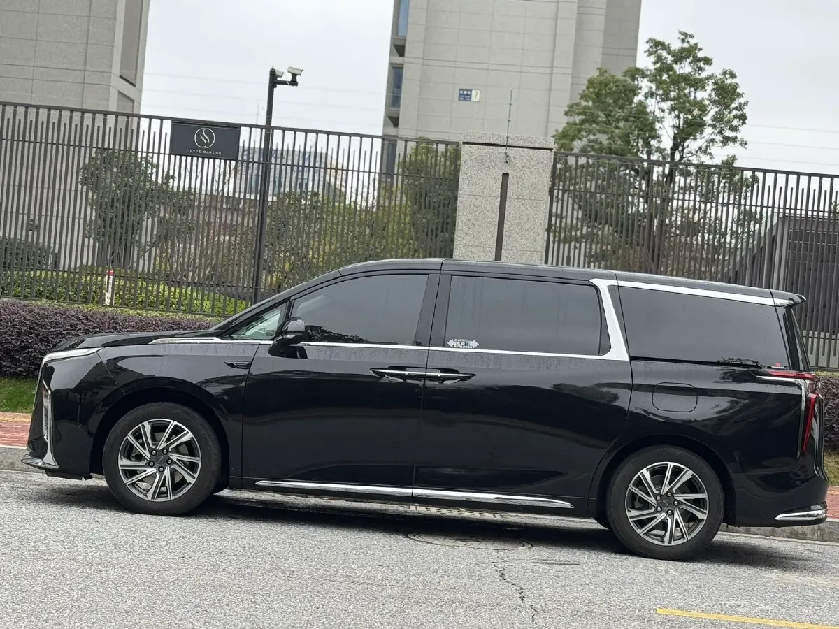 2022 MAXUS G90 2.0T 234HP L4 8AT,autocango,china used car exporter,china ev exporter,chinese used car exporter,chinese used ev exporter