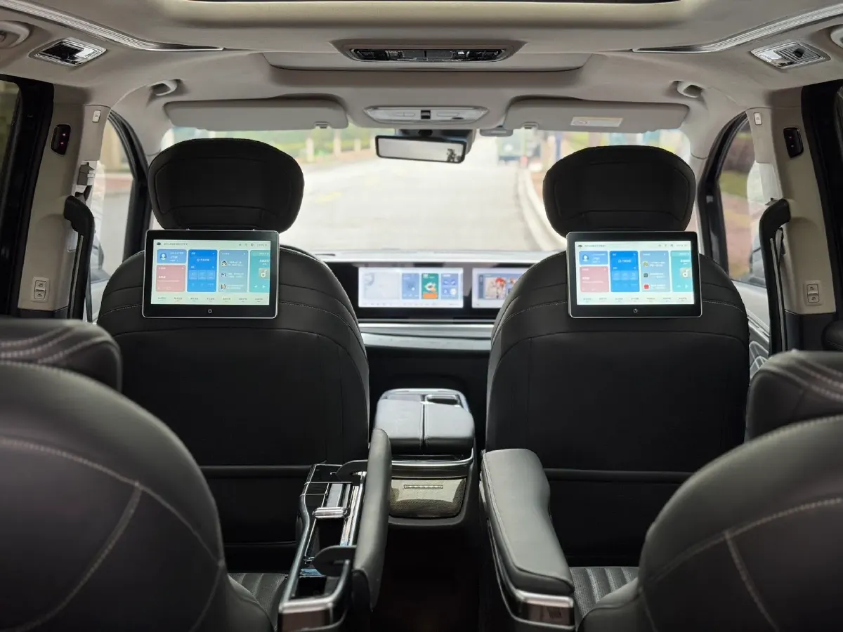 2022 MAXUS G90 2.0T 234HP L4 8AT,autocango,china used car exporter,china ev exporter,chinese used car exporter,chinese used ev exporter