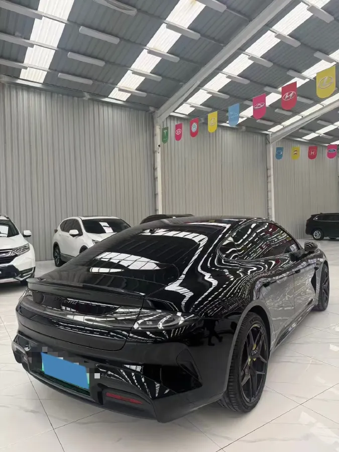 2024 MI SU7 BEV 73.6KWH,autocango,china used car exporter,china ev exporter,chinese used car exporter,chinese used ev exporter