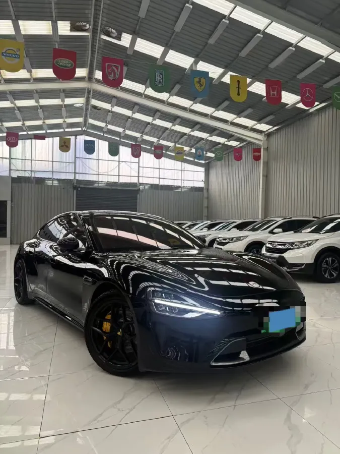 2024 MI SU7 BEV 73.6KWH,autocango,china used car exporter,china ev exporter,chinese used car exporter,chinese used ev exporter