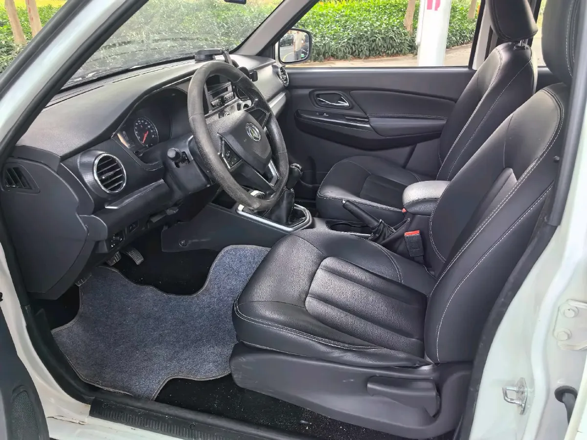 2021 Dongfeng RuiQi 2.4L 158HP L4 5MT,autocango,china used car exporter,china ev exporter,chinese used car exporter,chinese used ev exporter