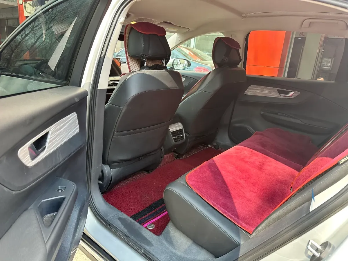 2024 HongQi E-QM5 BEV 72KWH,autocango,china used car exporter,china ev exporter,chinese used car exporter,chinese used ev exporter