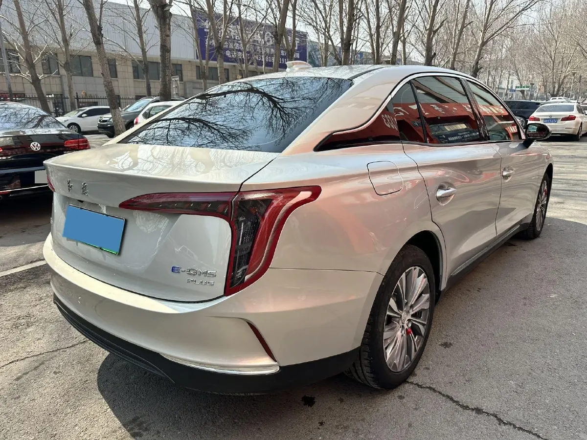 2024 HongQi E-QM5 BEV 72KWH,autocango,china used car exporter,china ev exporter,chinese used car exporter,chinese used ev exporter
