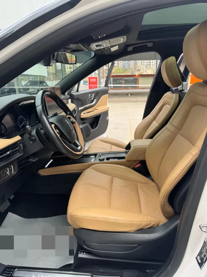 2021 Lincoln Corsair 2.0T 245HP L4 8AT,autocango,china used car exporter,china ev exporter,chinese used car exporter,chinese used ev exporter