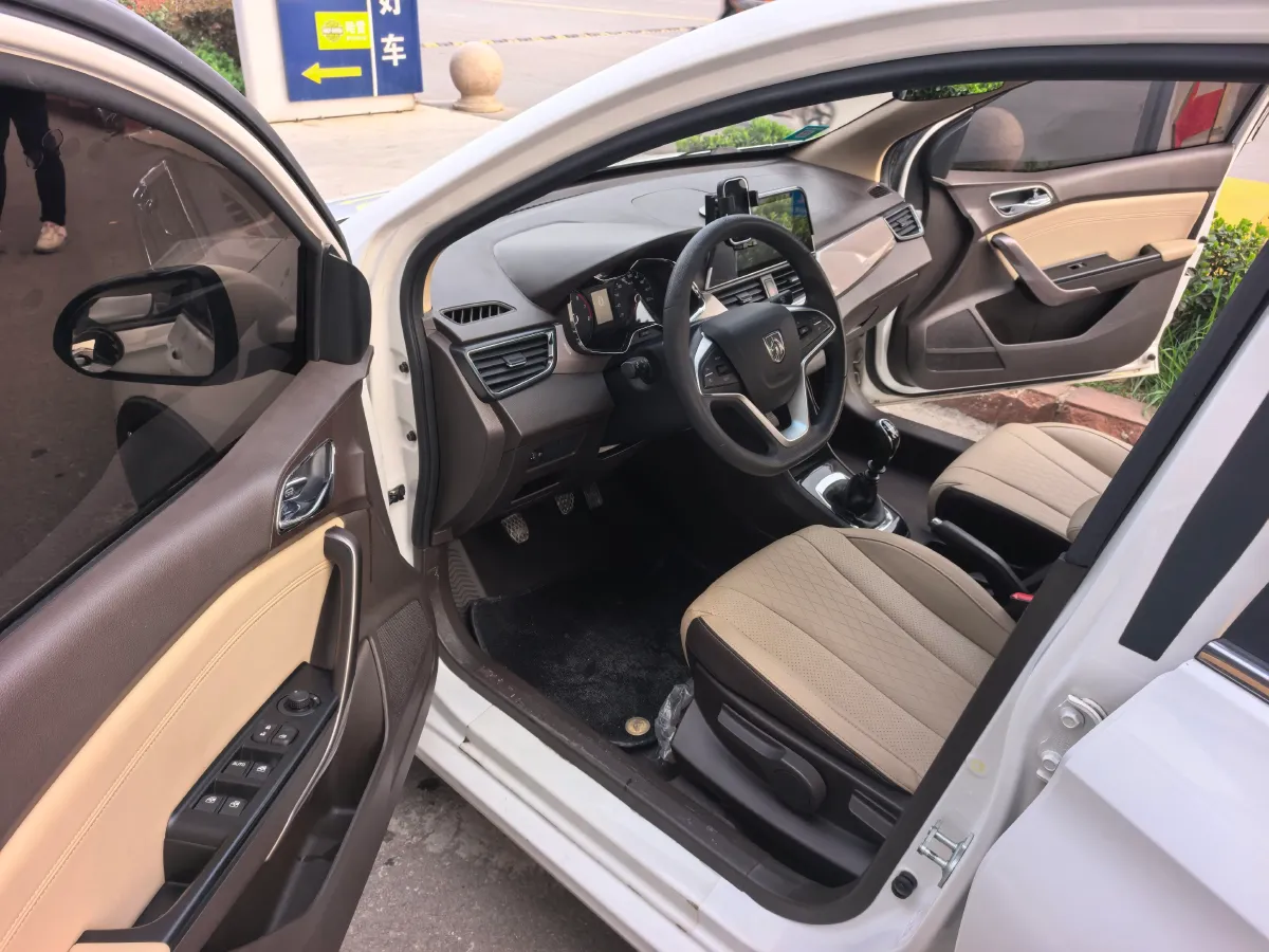 2019 Golden Dragon New Era Sea Lion 2.0L 102HP L4 5MT,autocango,china used car exporter,china ev exporter,chinese used car exporter,chinese used ev exporter