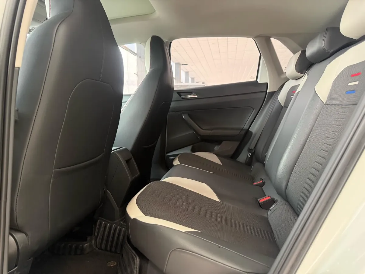 2023 Volkswagen Polo 1.5L 113HP L4 6AT,autocango,china used car exporter,china ev exporter,chinese used car exporter,chinese used ev exporter