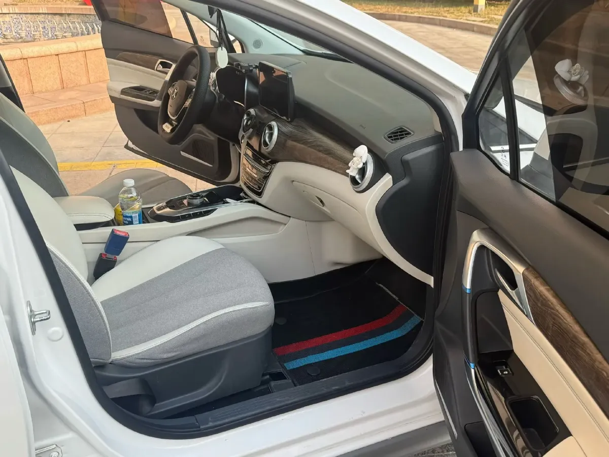 2018 BeiJing Auto EU5 BEV 53.66KWH,autocango,china used car exporter,china ev exporter,chinese used car exporter,chinese used ev exporter